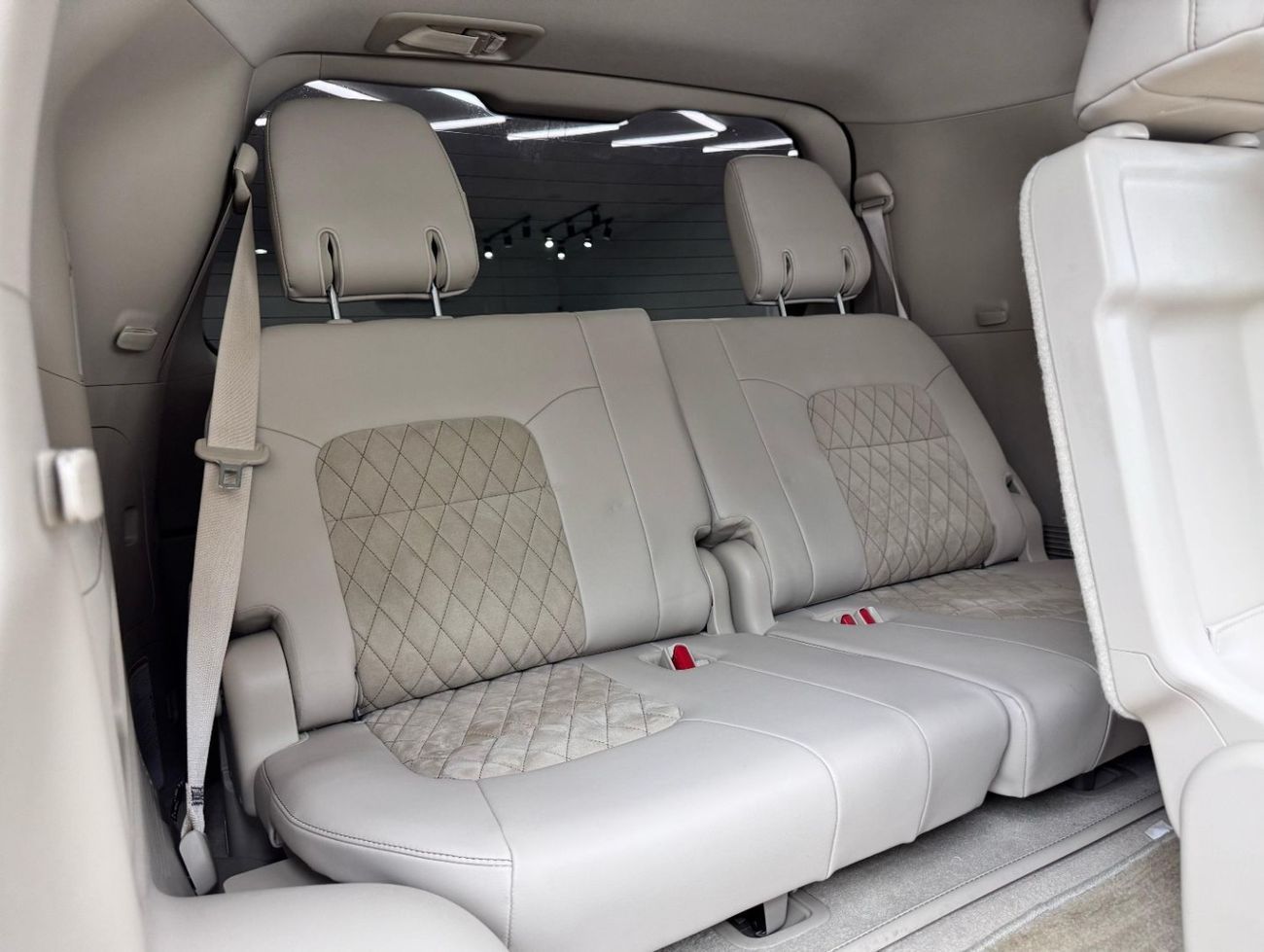 تويوتا لاند كروزر GXR 4.0L 2021 Toyota Land Cruiser GXR Grand Touring, 2026 Toyota Warranty, 7 Seater, GCC