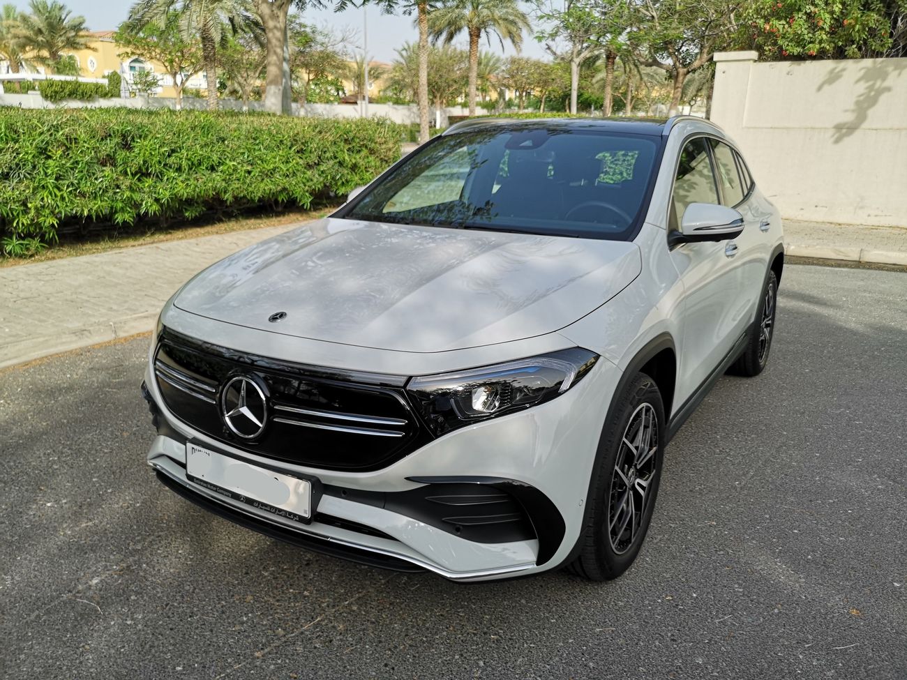 مرسيدس بنز EQA 350 Premium Plus