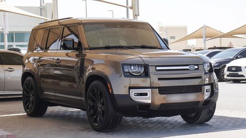 Land Rover Defender SE P400