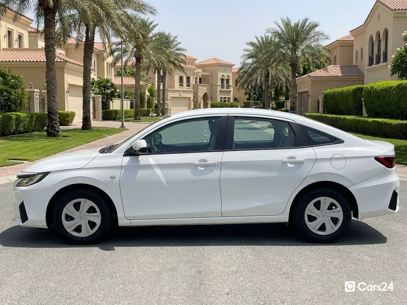 Toyota Yaris 1.5L E 1.5L 2023 | 0 DP | 622/Month | 30 Day Return | Service History