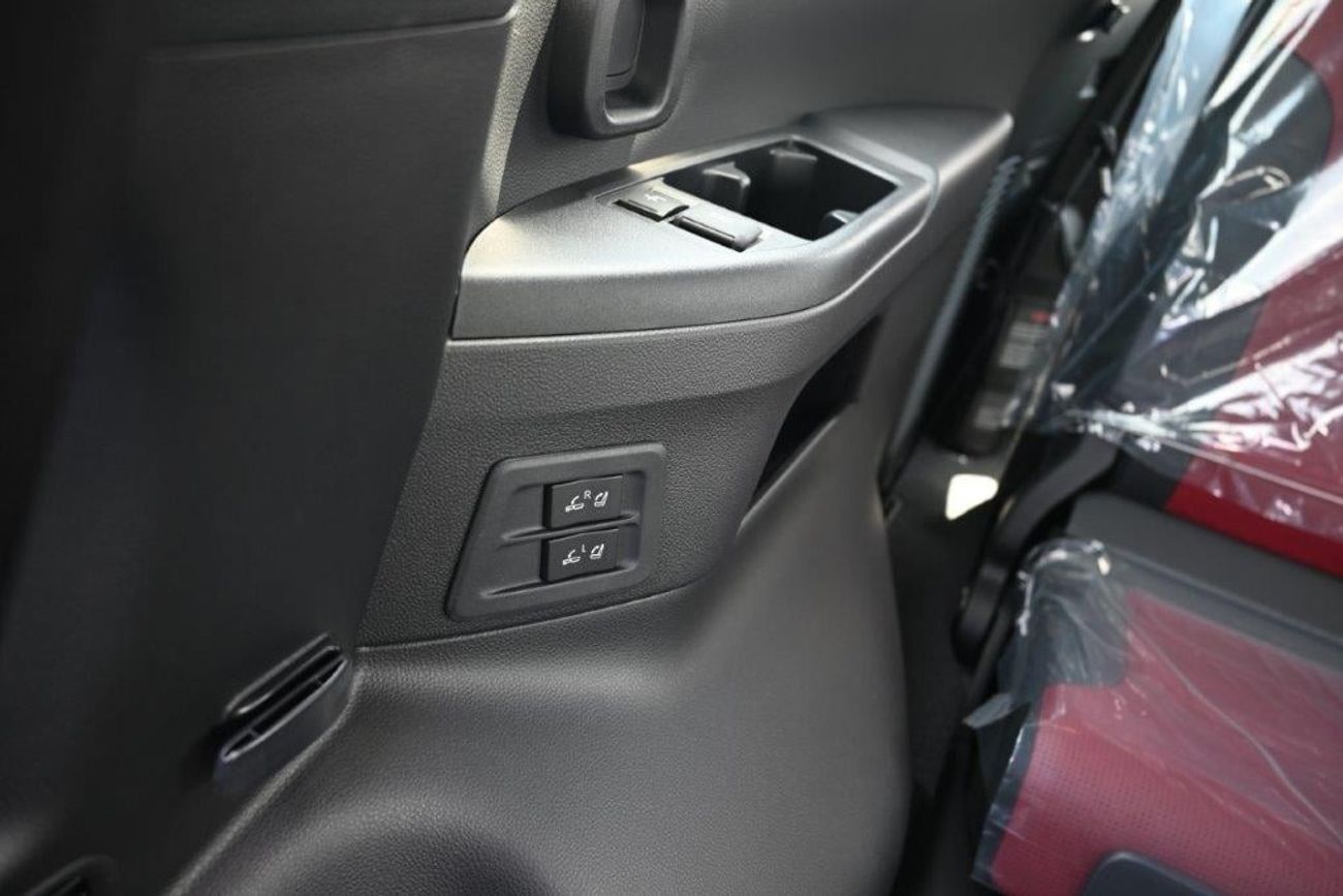 Toyota Land Cruiser 2025 MODEL TOYOTA LAND CRUISER VXR V6 3.3L DIESEL 7 SEAT AUTOMATIC TRANSMISSION