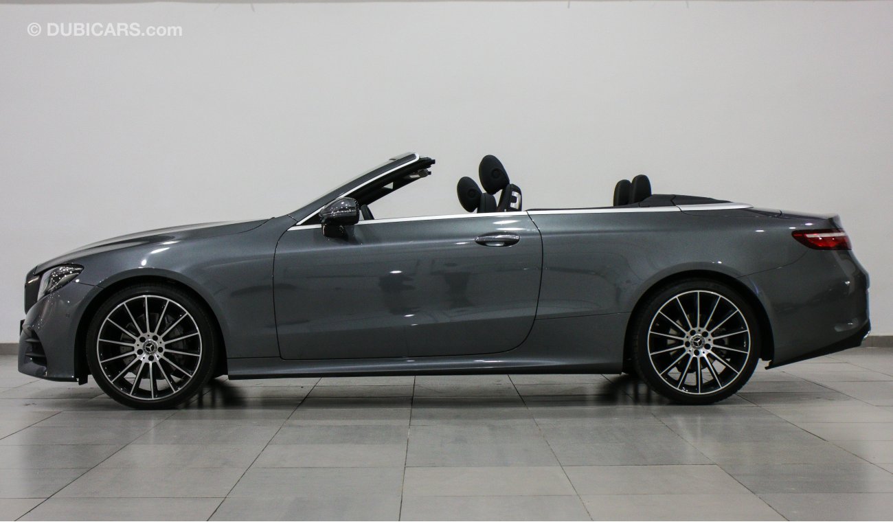 مرسيدس بنز E200 Cabrio with Red Soft Top