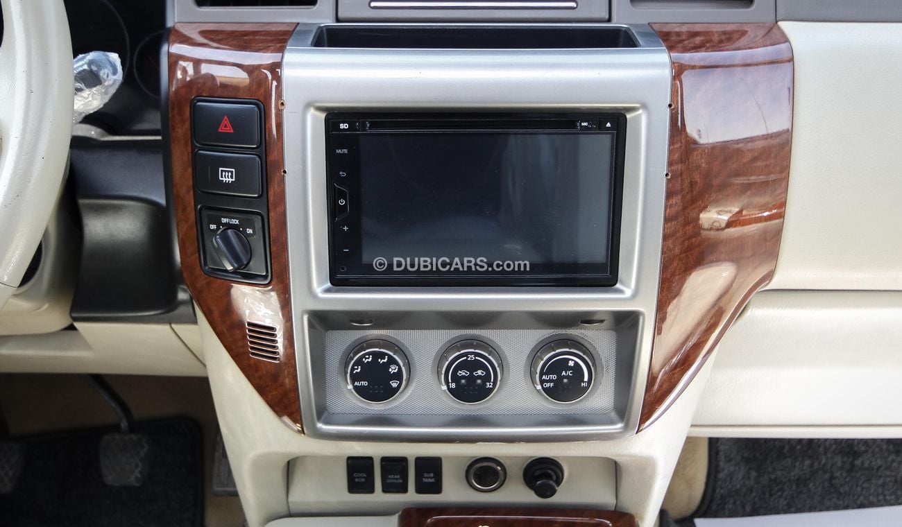 Nissan Patrol Super Safari