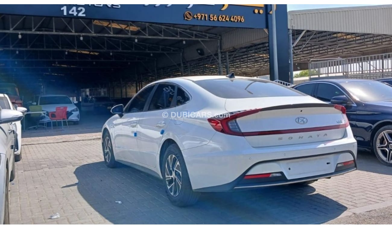 Used Mid option Hyundai Sonata Hybrid 2020 2020 for sale in Dubai - 675348