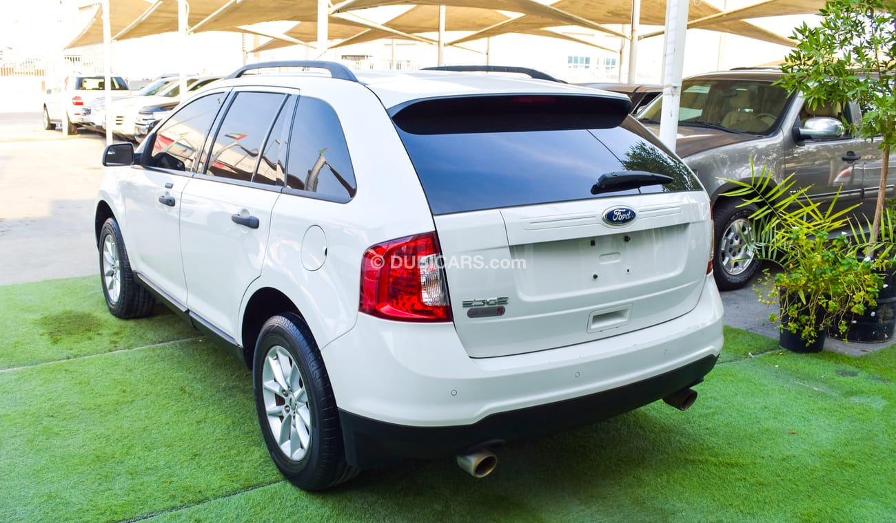 Ford Edge Imported 2013, white color inside Beige No. 2, sensors, alloy wheels and rear spoiler stabilizer, in