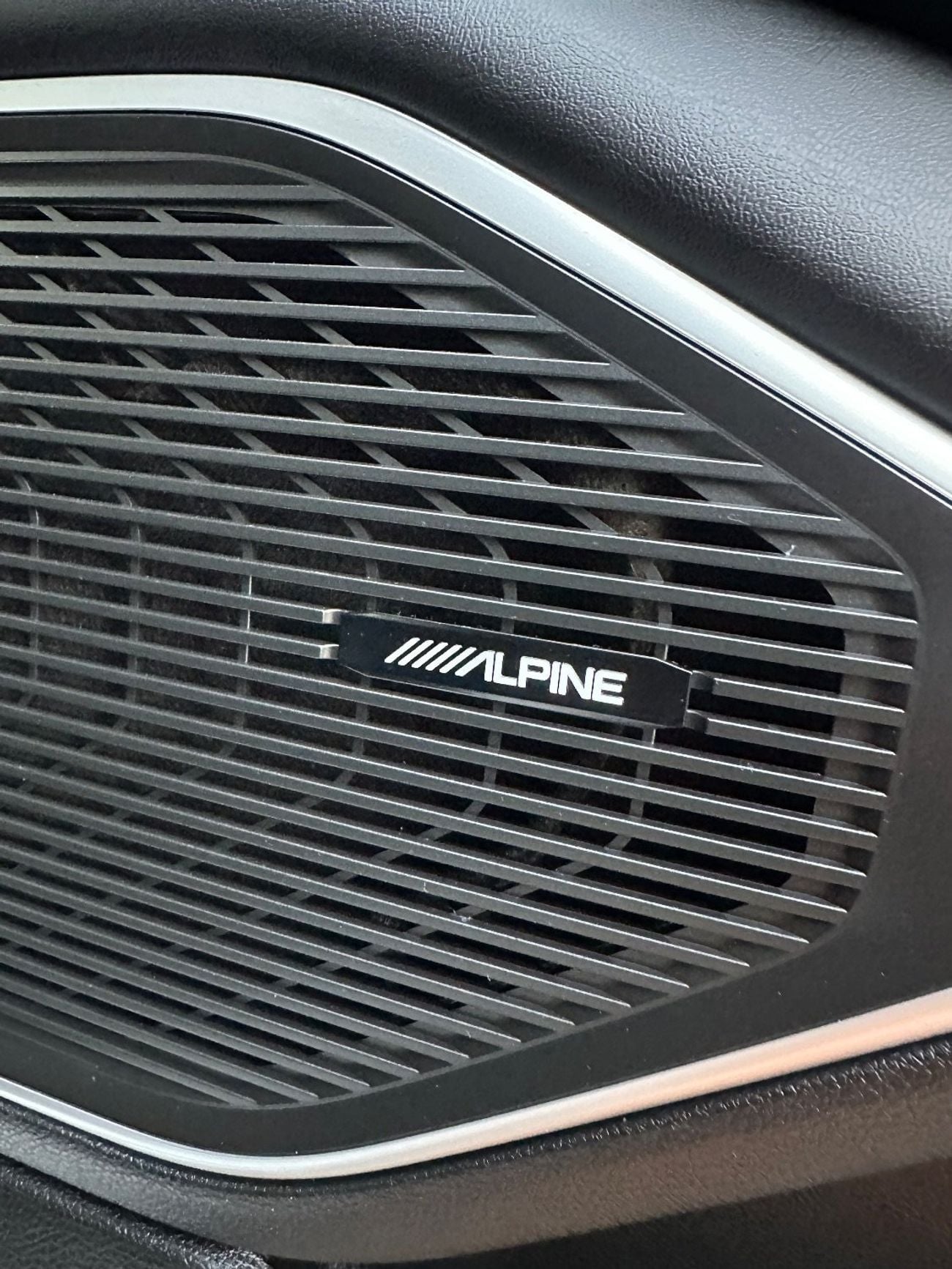 جيب واجونير L Series I 2023 AWD