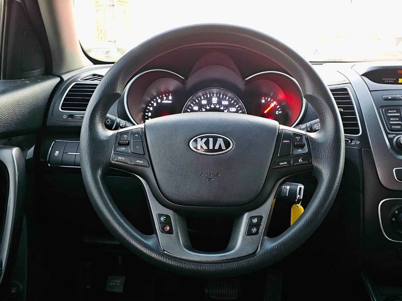 كيا سورينتو LX/ MID OPT / EXPORT ONLY / LOT#82199