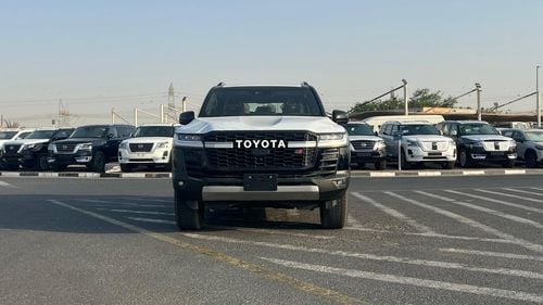 Toyota Land Cruiser GR SPORT