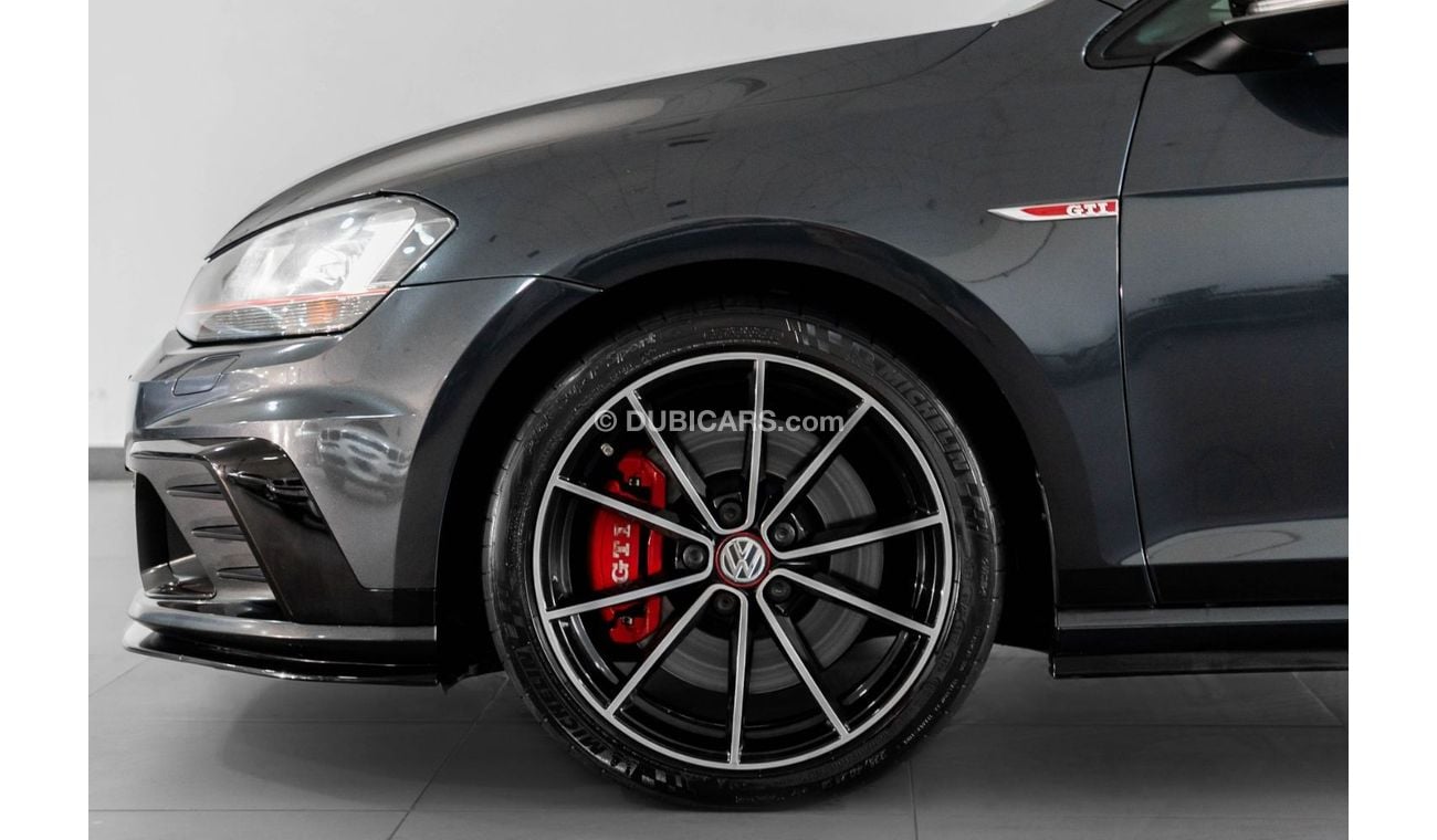 Volkswagen Golf 2016 Volkswagen Golf GTI Clubsport 40th Edition / Full VW Service History