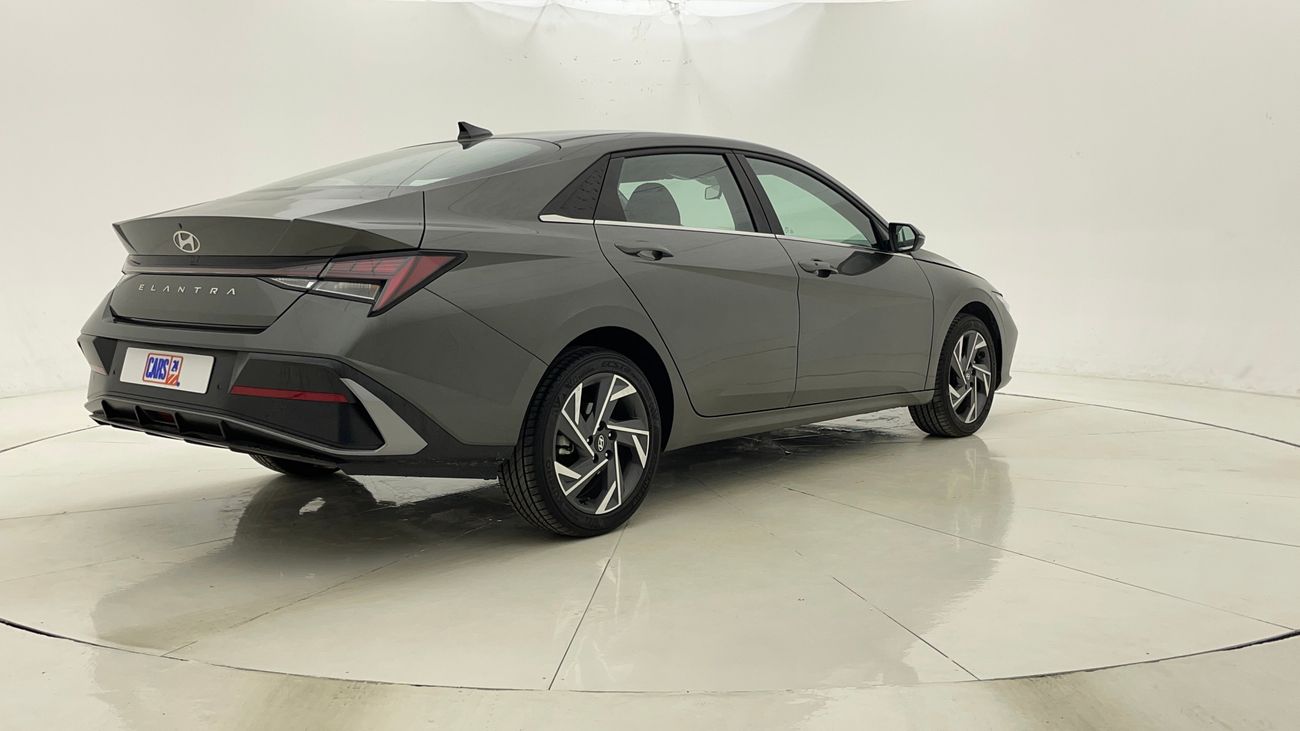 هيونداي إلانترا COMFORT 1.6 | بدون دفعة مقدمة | اختبار القيادة في المنزل