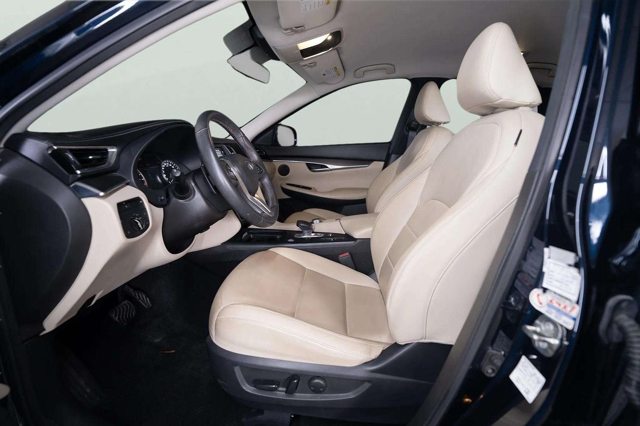 Infiniti QX50 LUXE 2.0