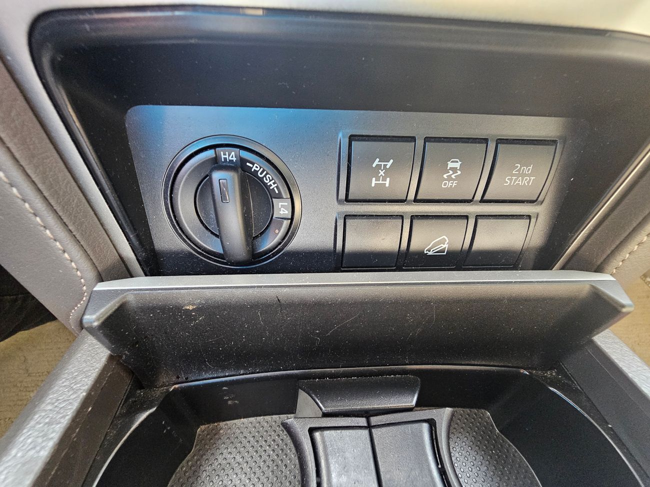 Toyota Prado Adventure (2022)