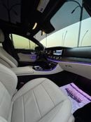 Mercedes-Benz E300 Premium 2.0L