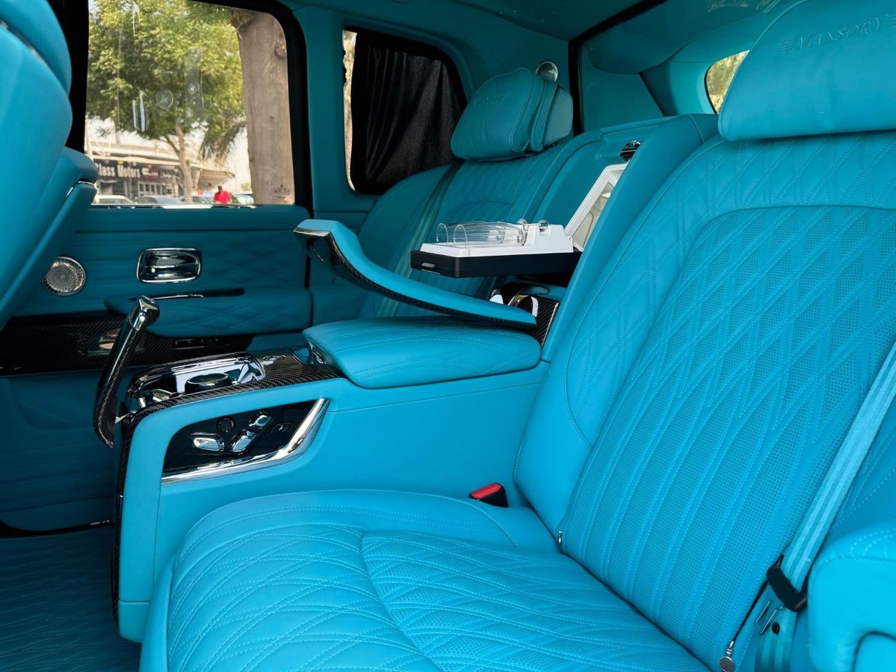 Rolls-Royce Cullinan Std MANSORY GCC SPEC NEAT AND CLEAN LESS KILOMETER