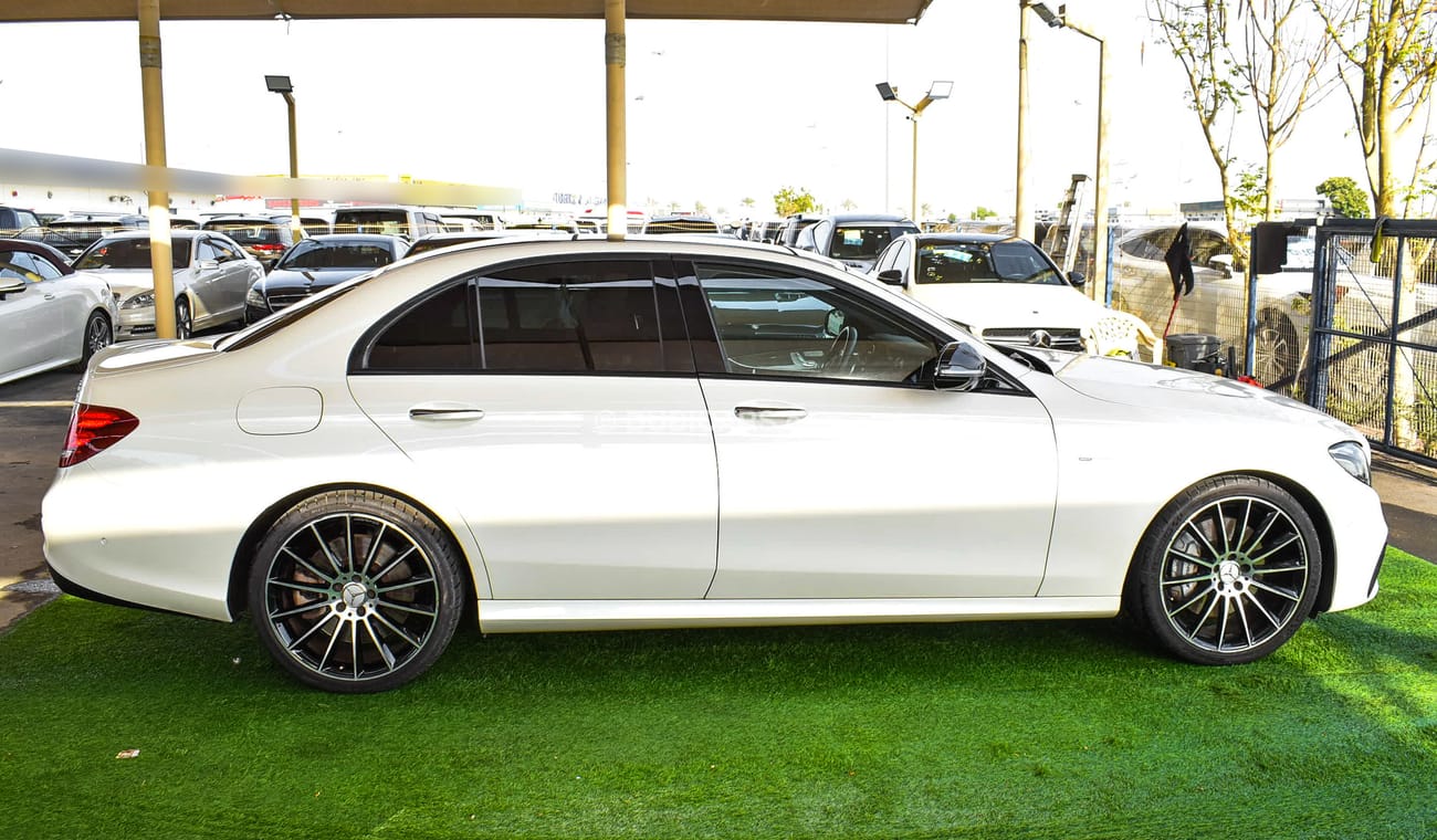 Mercedes-Benz E 43 AMG 4 Matic