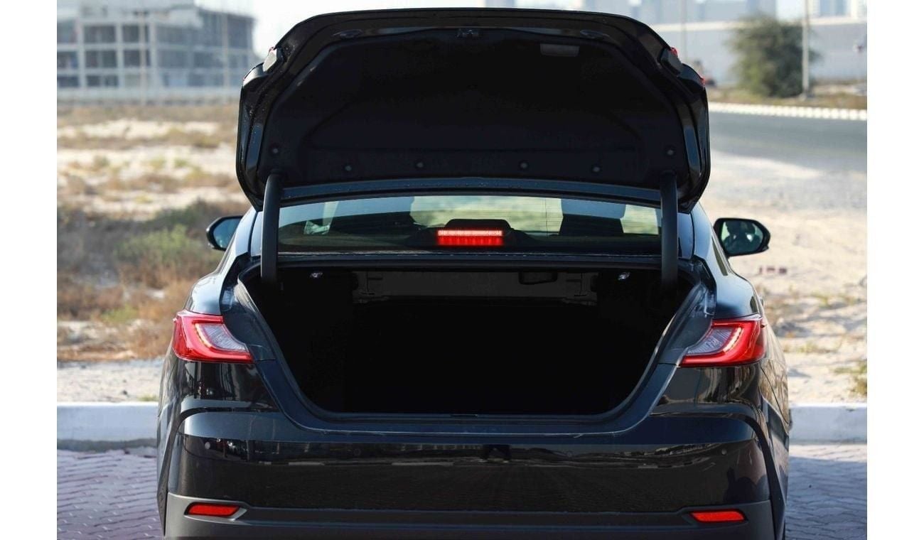 Toyota Camry 2025 TOYOTA CAMRY LE 2.5 - ATTITUDE BLACK inside BLACK | Export Only