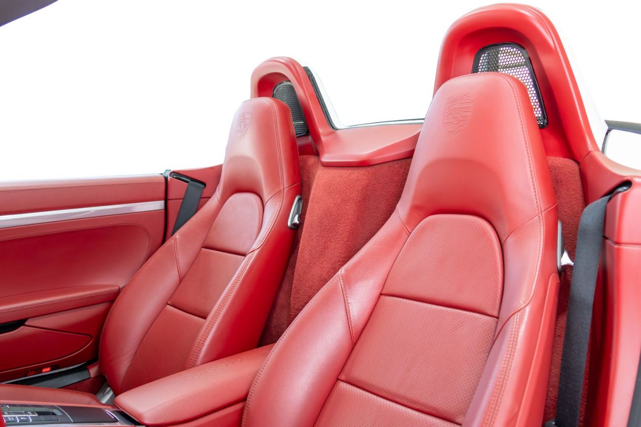 Porsche 718 Boxster Sports Chrono Package-20Inch Rims-Extended Leather Package-Full ServiceHistory