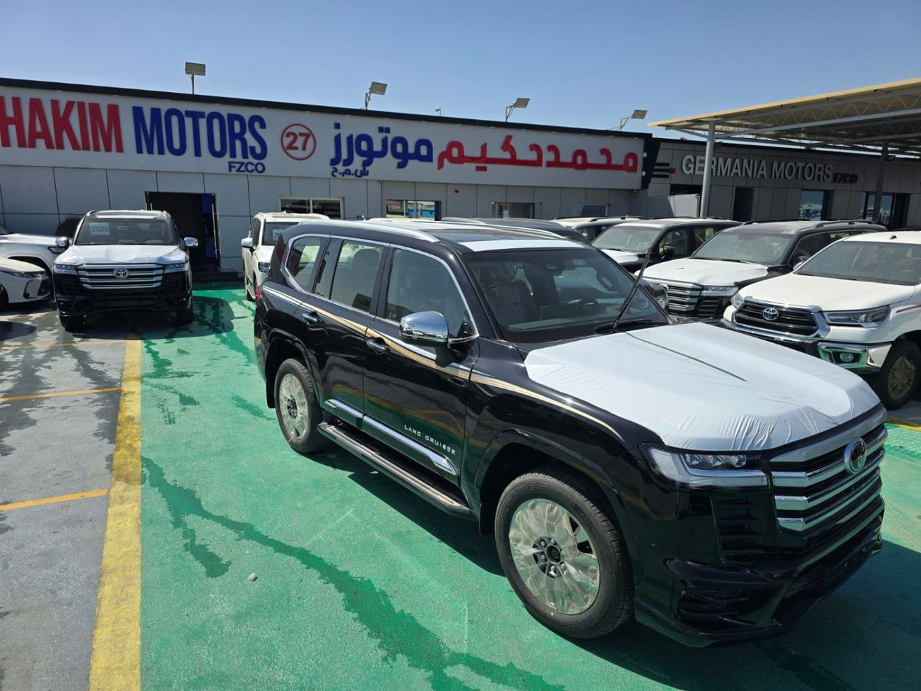 Toyota Land Cruiser Toyota Land Cruiser VXR 3.5 2026 - Black Color