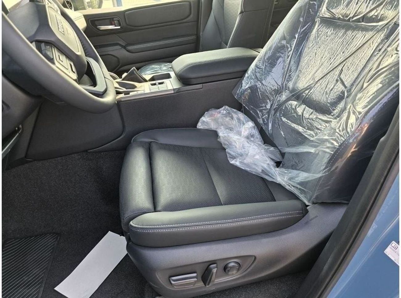 تويوتا برادو ADV 1st Edition 2.4T First Edition 2.4T European Spec Dual Tone Color