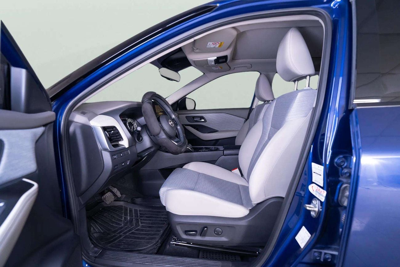 نيسان إكس تريل SV 2.5