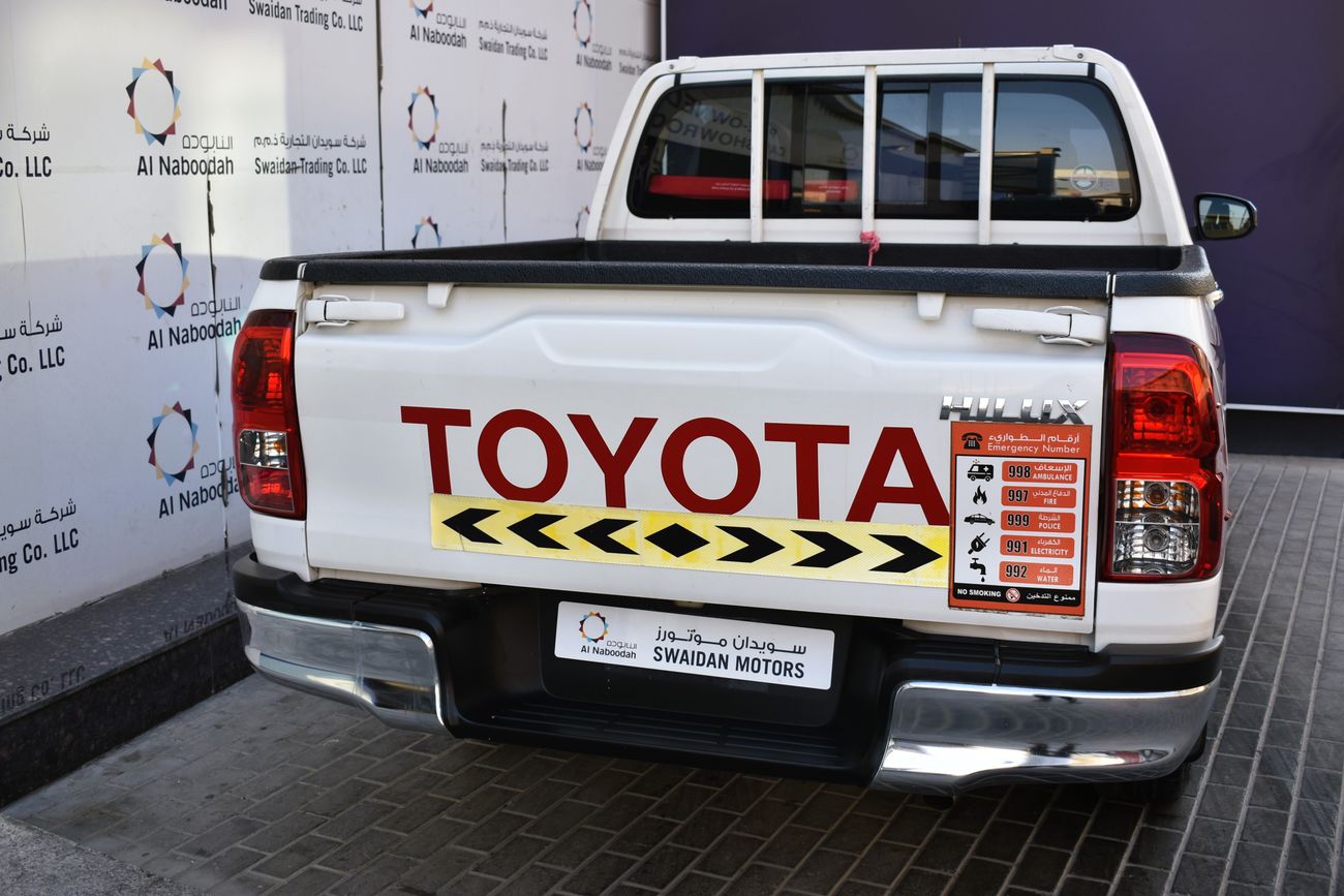 Toyota Hilux AED 1279 PM | 2.7L MT GL DC GCC DEALER WARRANTY