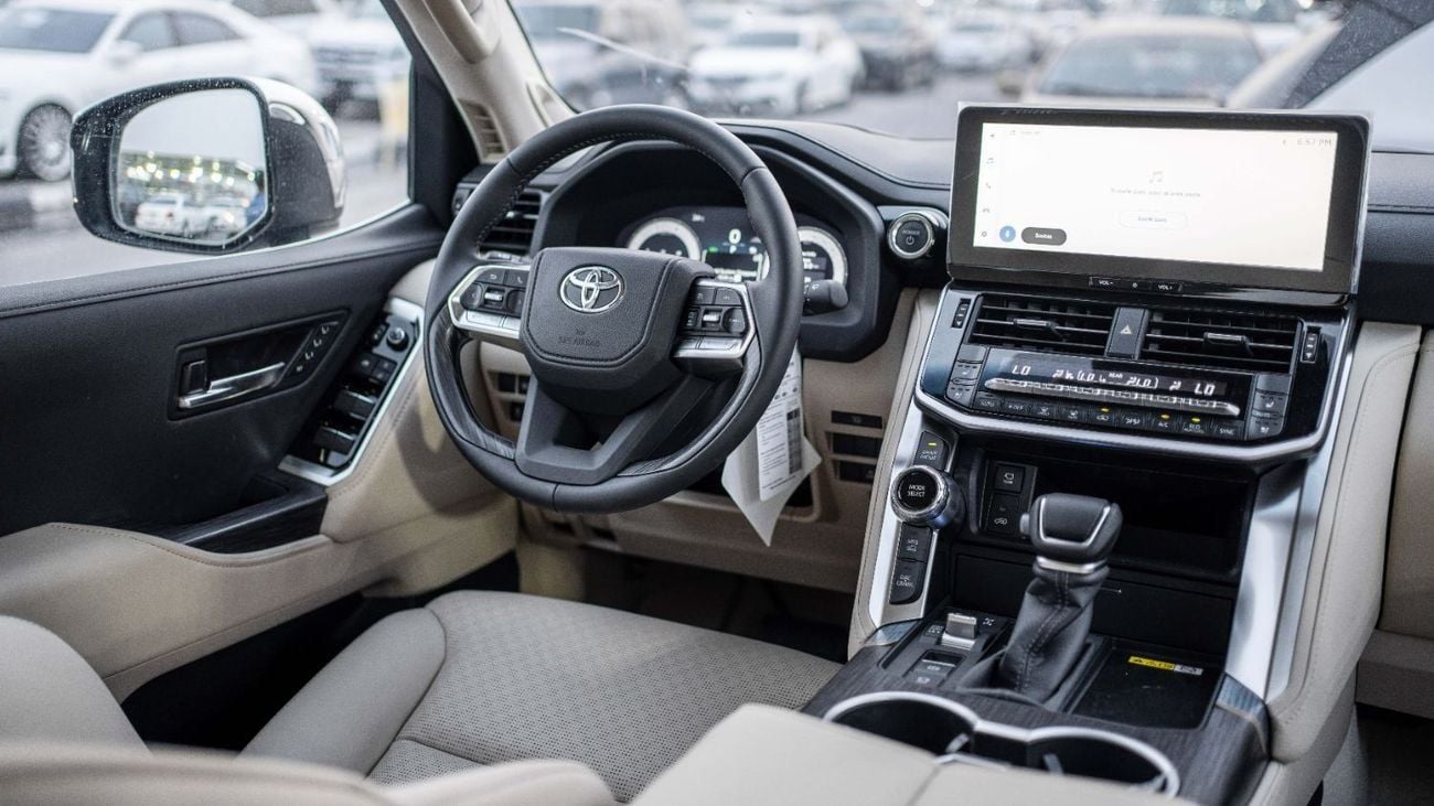 Toyota Land Cruiser 2025 Toyota Land Cruiser 300 VXR 3.5L AT Hybrid (Bronze)