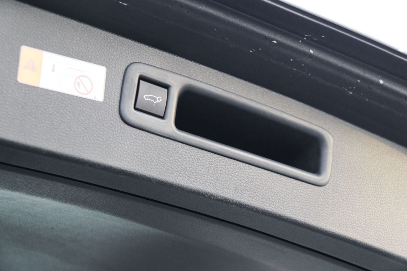 Toyota Highlander 2.5L Hybrid VXR (AWD) Toyota Highlander Hybrid full 2025 | Limited |