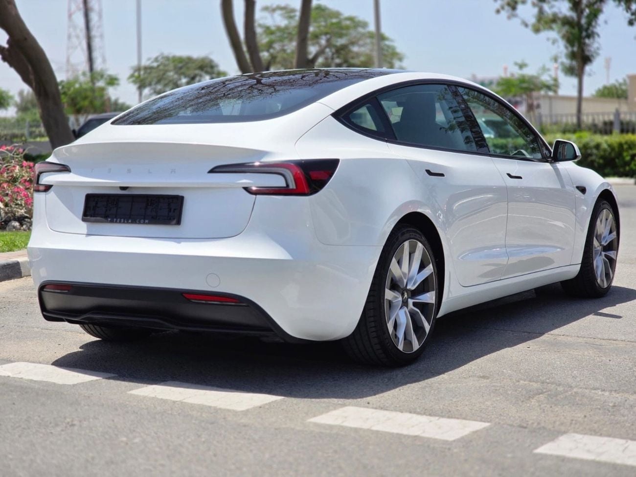 تسلا موديل 3