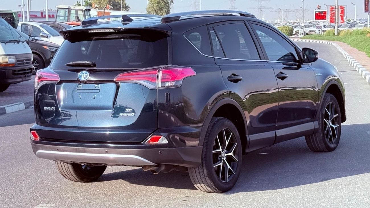 Toyota RAV4 RAV4 SE Hybrid Full option