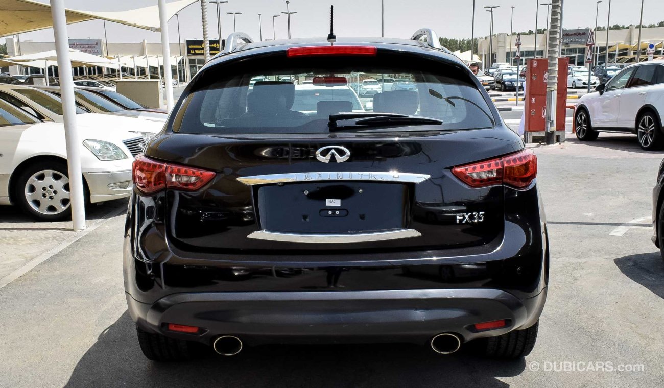 Infiniti FX35 Accident Free