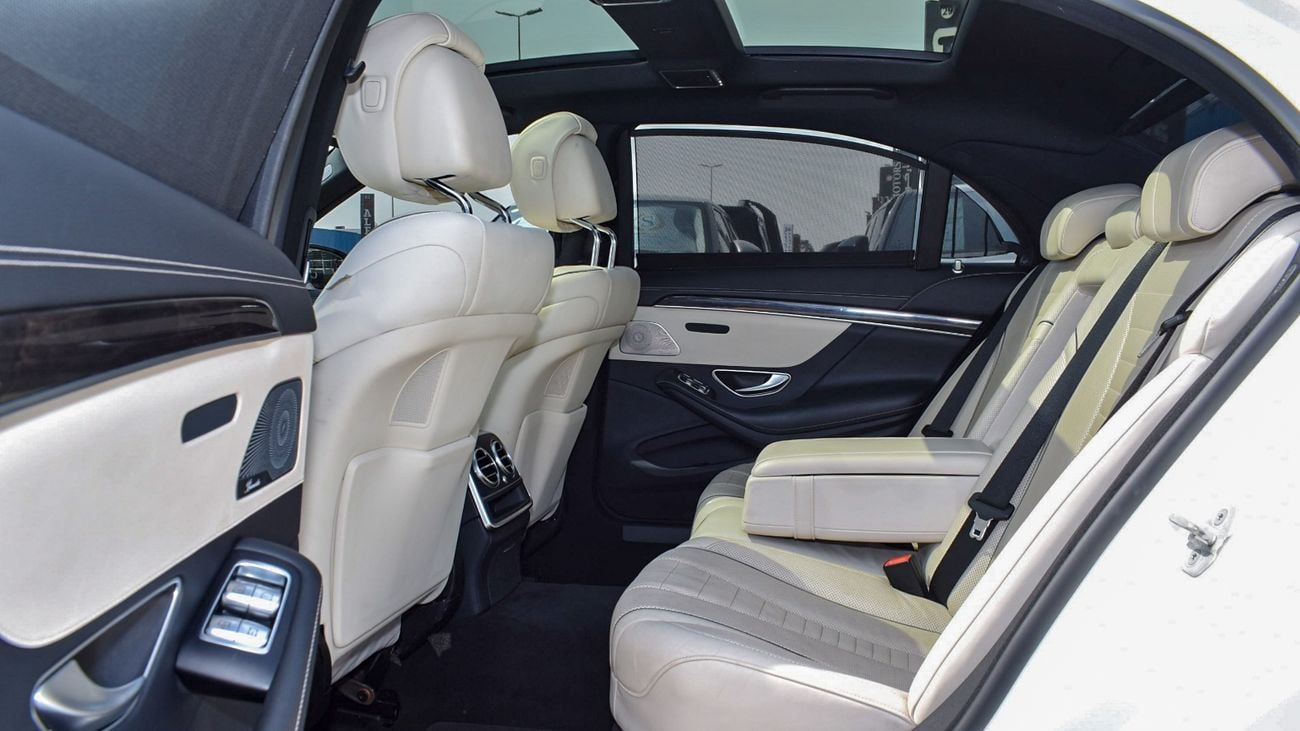 Mercedes-Benz S 550 With S 560 badge