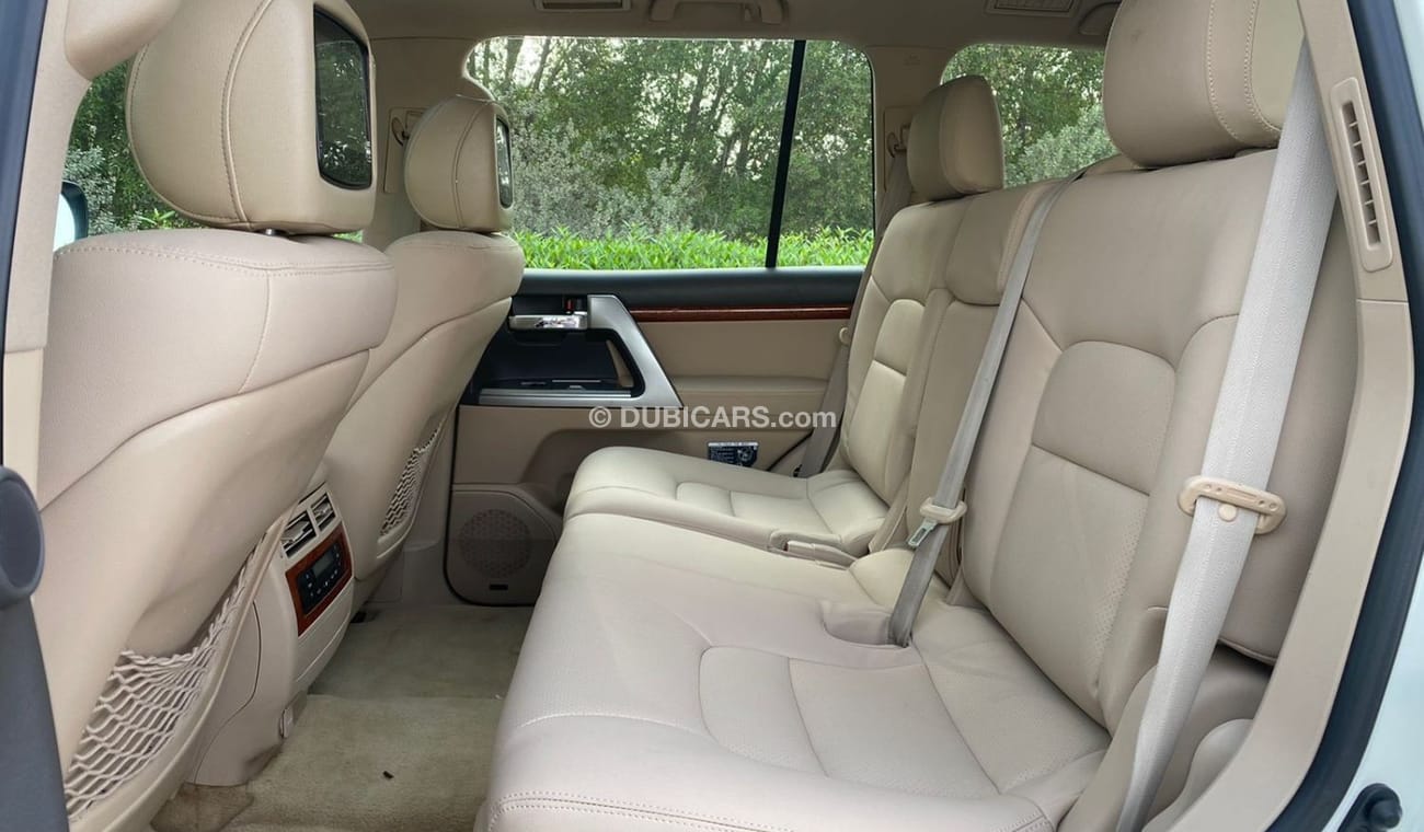 Toyota Land Cruiser VXR