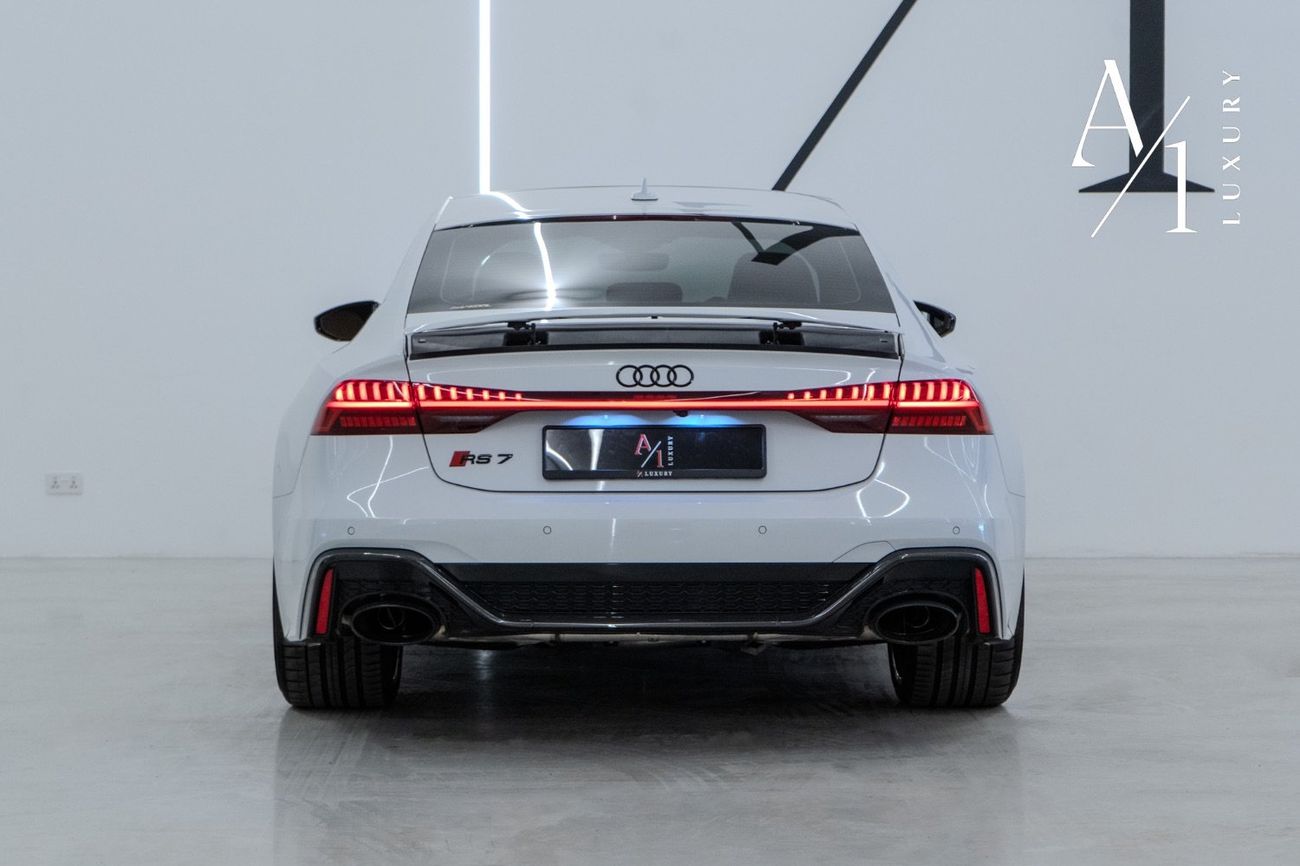 Audi RS7 quattro 4.0L 2022 Audi RS7 Quattro, Full Service History, Excellent Condition, Fully Loaded, GCC Spe