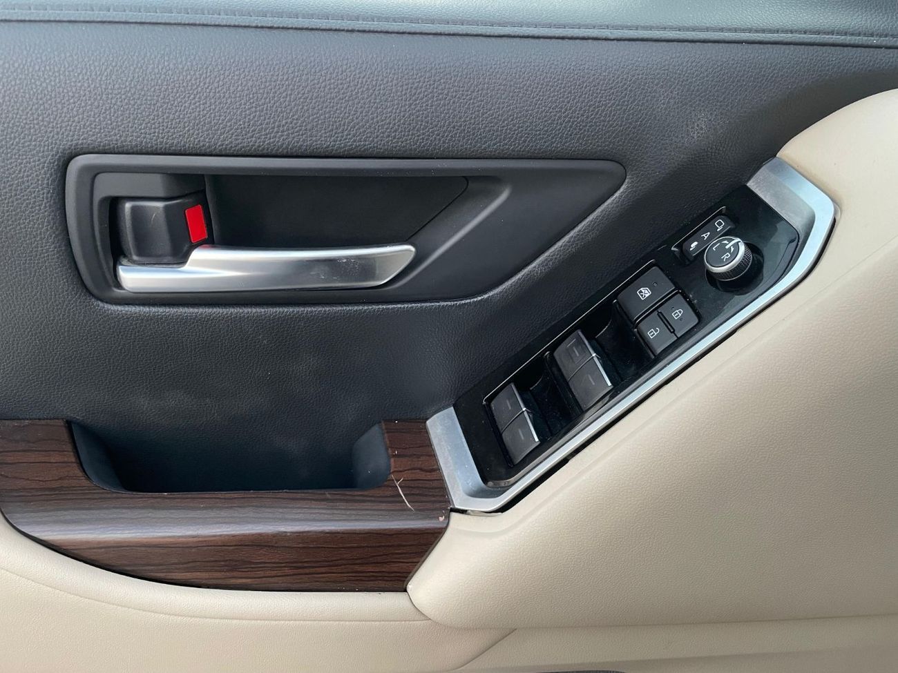 Toyota Land Cruiser GXR 3.5L