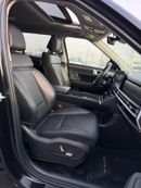 Hyundai Santa Fe Limited FE 360 camera, panoramic,leather seats, Full Option