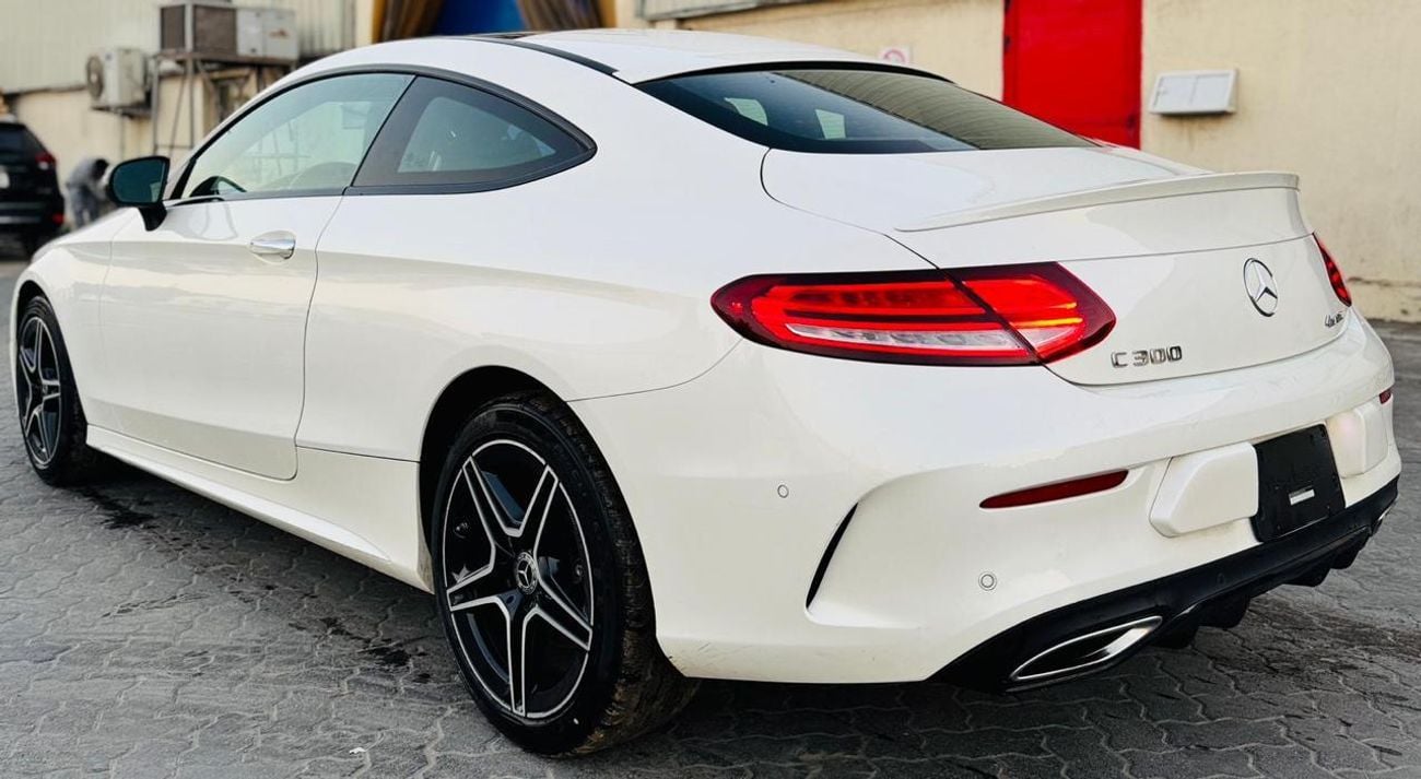 مرسيدس بنز C 300 PREMIUM
