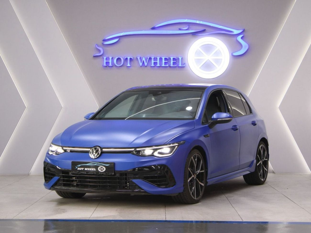 Volkswagen Golf R Base 2.0T Brand New