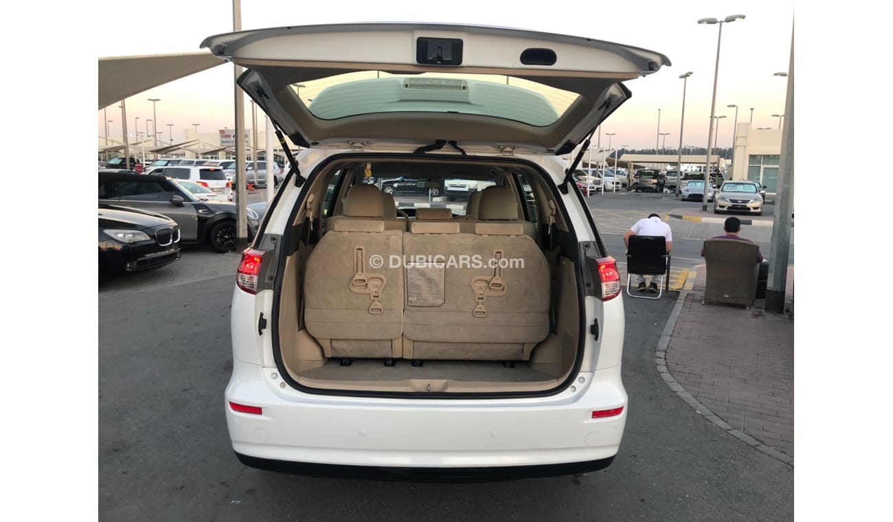 Toyota Previa Toyota pravia model 2014 GCC car prefect condition full optio