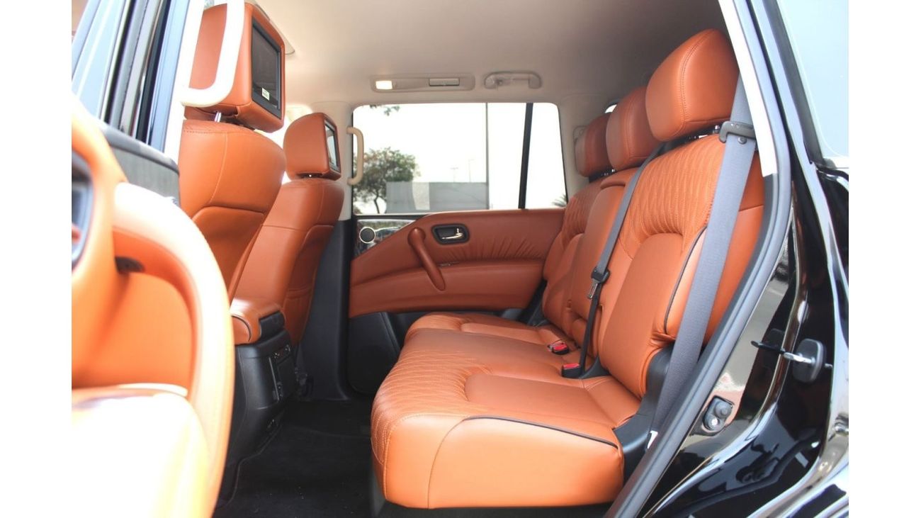 Nissan Patrol LE Platinum City GCC SPECS UNDER AGENCY  UNLIMITED KM WARRANTY