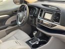 تويوتا هايلاندر 2015 Toyota Highlander LE+ 4x4 AWD - Trunk Auto Rear CAM - 7 Seater -