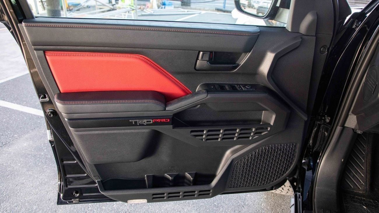 Toyota Tacoma 2.4L V4 TRD PRO I-FORCE MAX Hybrid 4WD/2025