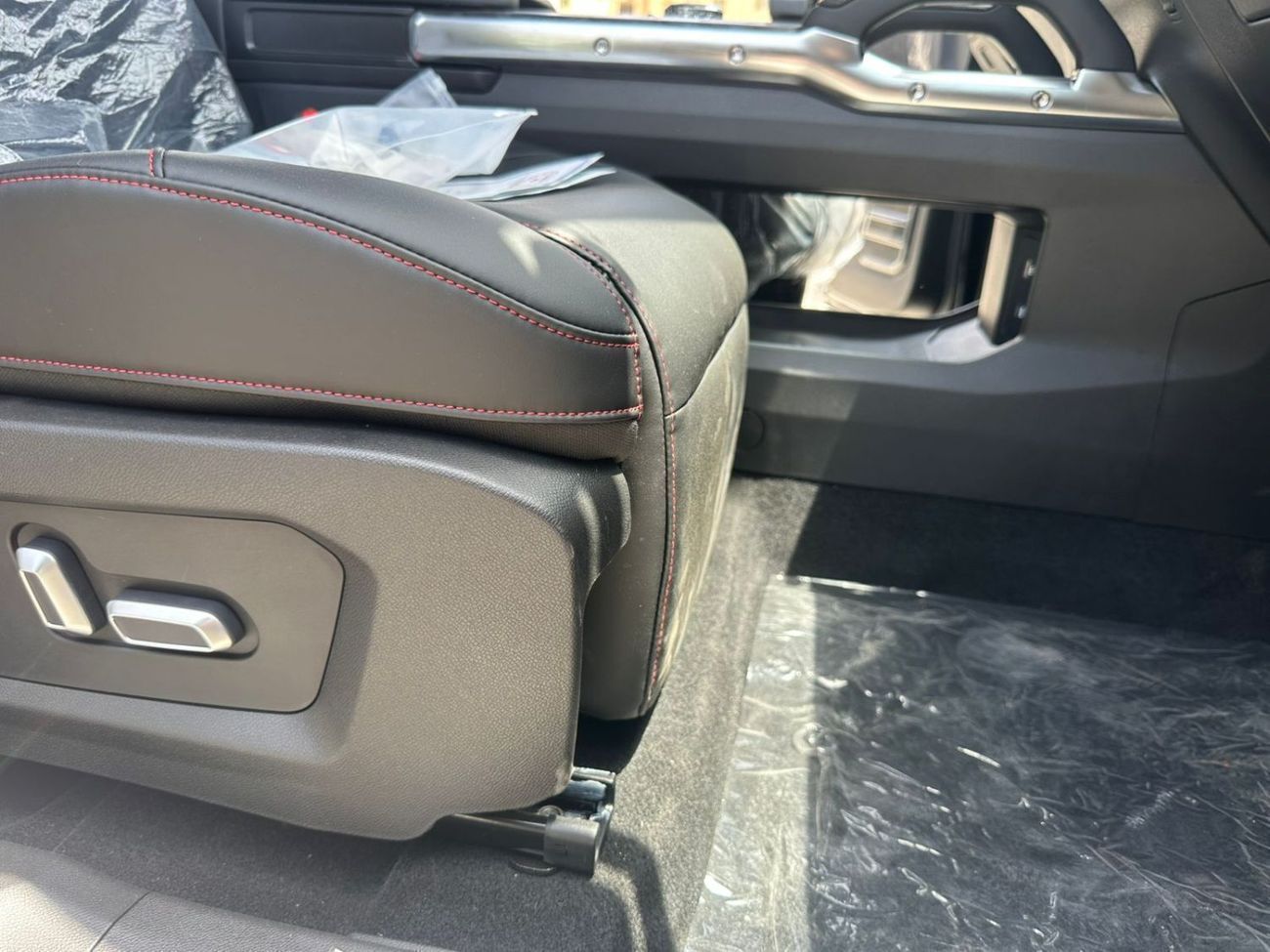 Jetour T2 Conquest Pro 8 Gear Full Option