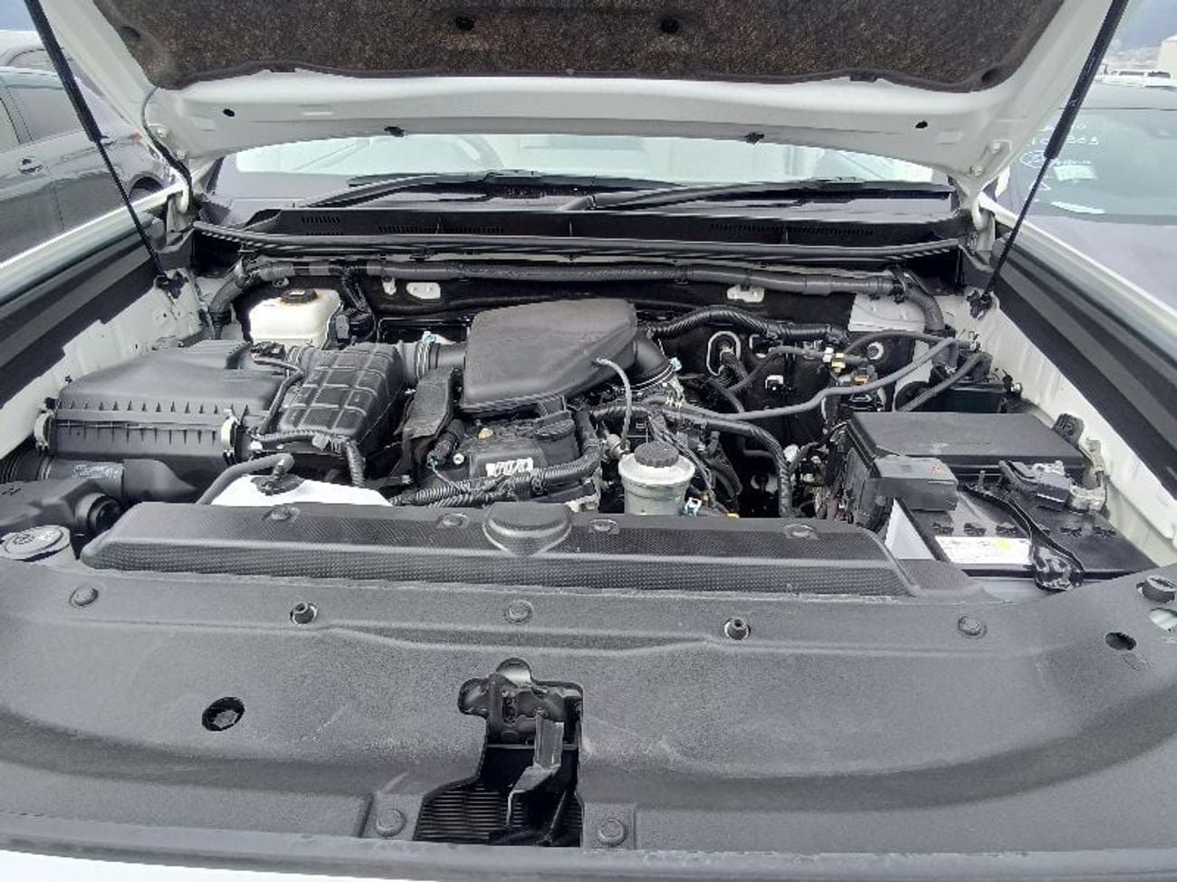 Toyota Prado 2.7L V4 PETROL / DVD CAMERA / LEATHER SEATS / 2023/ TX L PKG / 4WD/ TRJ150W