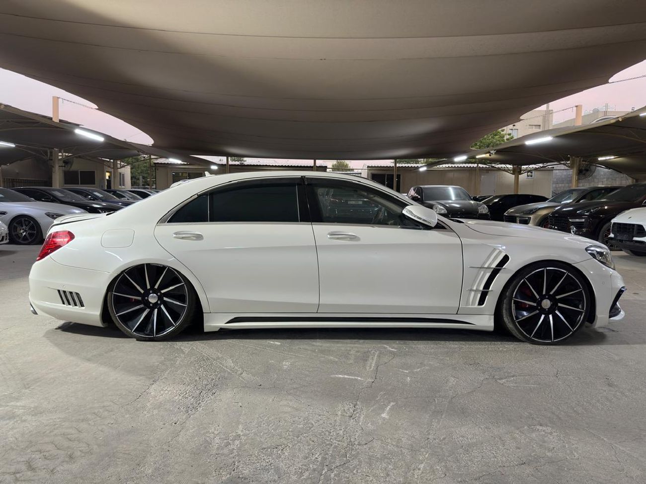 مرسيدس بنز S 550 MERCEDES S550L AMG 2014 4.7L | WALD AERO KIT | CHAUFFEUR PACKAGE | DRIVING ASSISTANCE PACKAGE