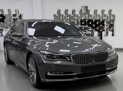 BMW 740Li Luxury 3.0L (335 HP)