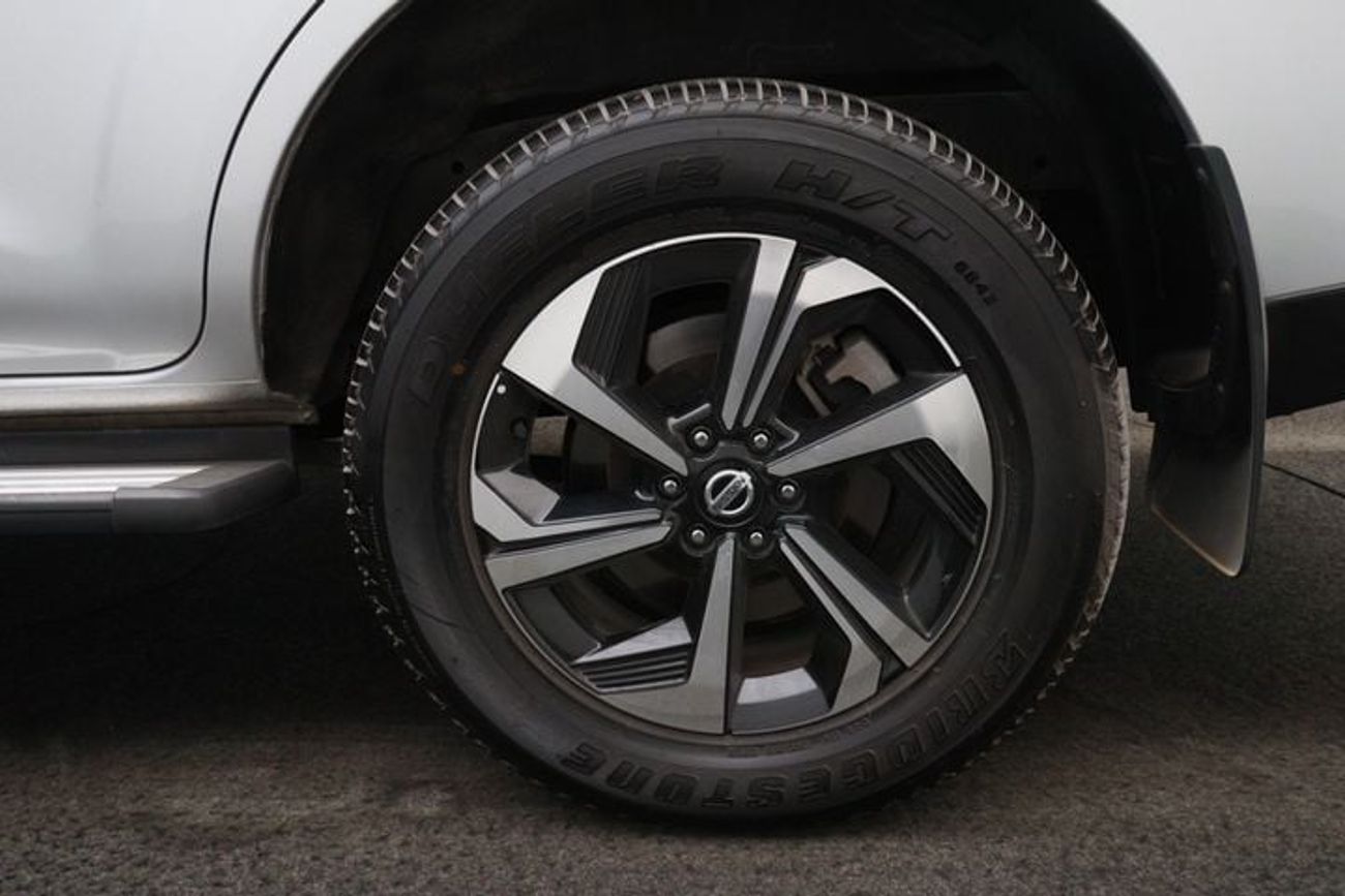 Nissan XTerra Platinum 2.5