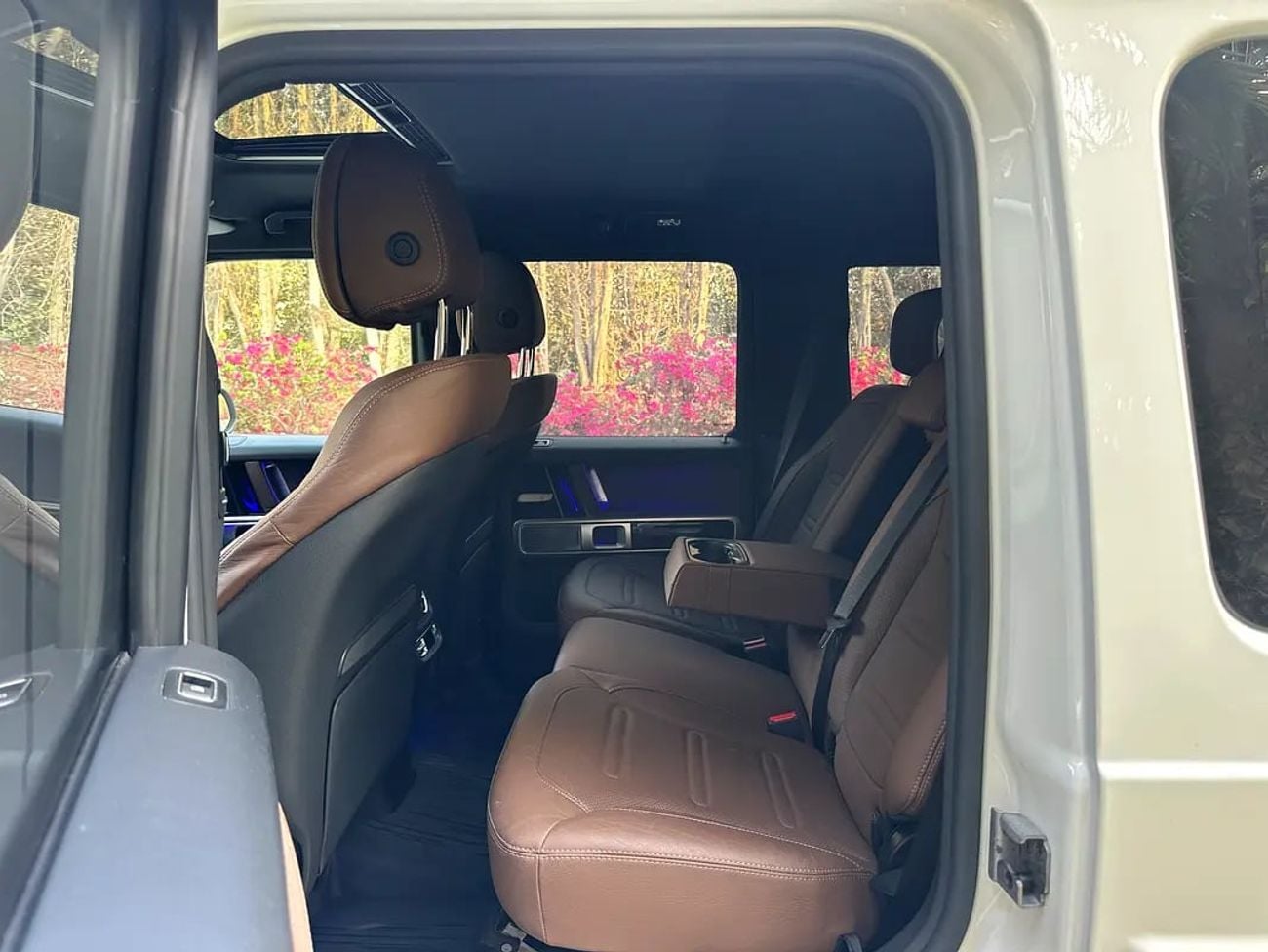 Mercedes-Benz G 500 Std 4.0L (416 HP) 2020 Mercedes-Benz G500 | 4.0L V8 Bi-Turbo | 416 HP | 104,000 KM | Perfect Conditi