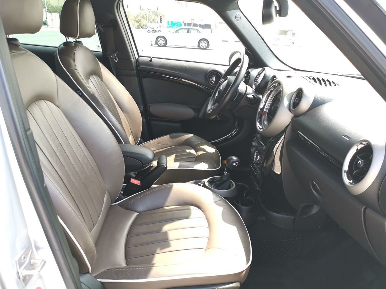 Mini Cooper S Countryman Mini Cooper S CountryMan ALL4 2011 Model GCC Specs With Partial Service History In Perfect Condition