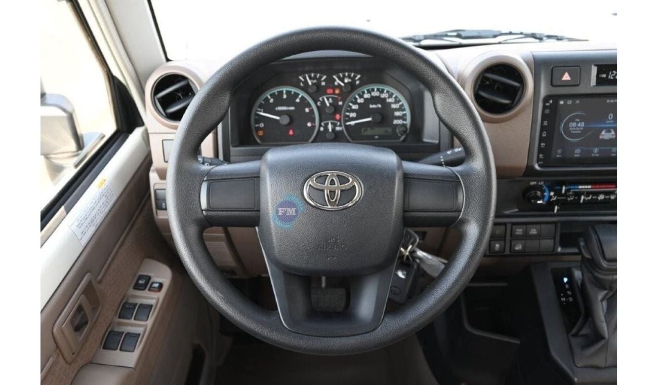 Toyota Land Cruiser Pick Up LX 2.8L Diesel Automatic (Mid Option)