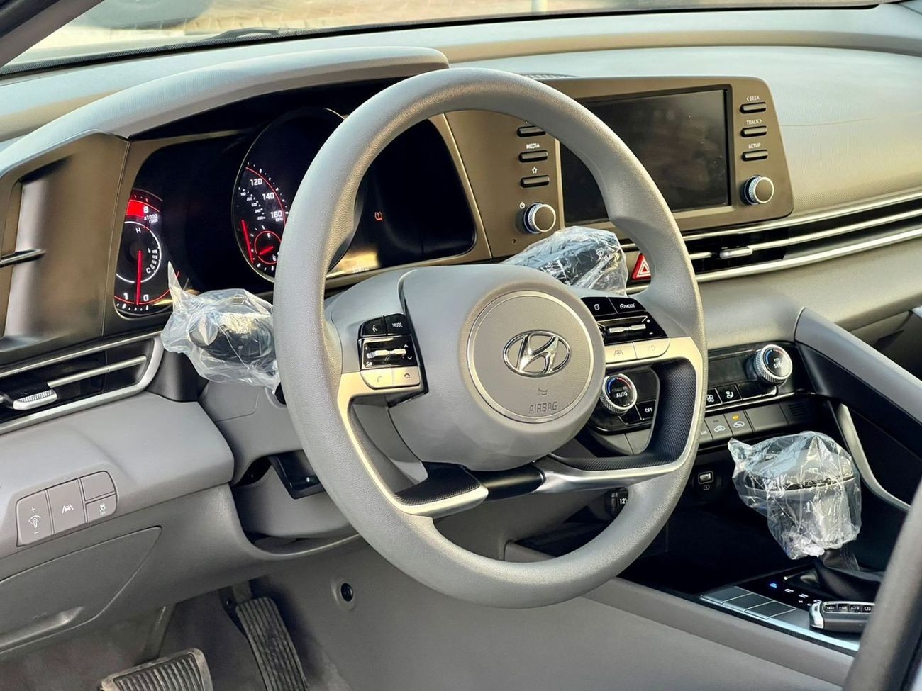 هيونداي إلانترا 2022 HYUNDAI ELANTRA LIMITED